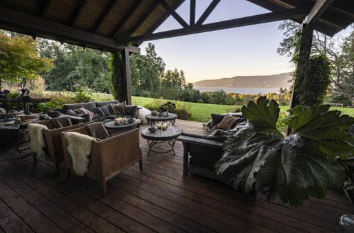 OUTDOOR LOUNGE –  The heart of the house, soaking in views and effortless hospitality