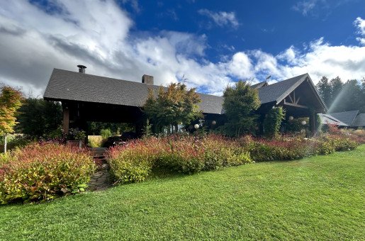 THE VILLA -  Wrapped in native wildflowers and lush landscapes